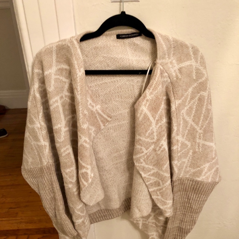 Foreign Exchange Shrug / sweater